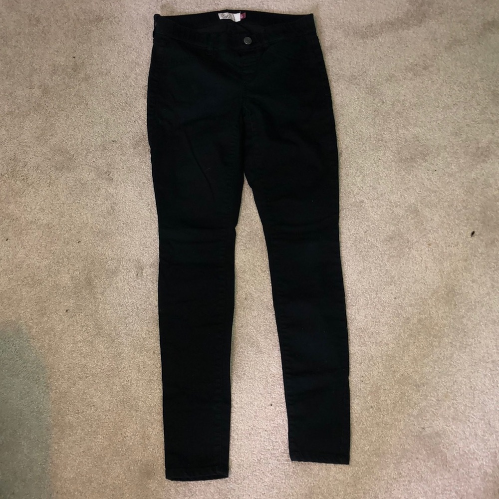 So black jeggings